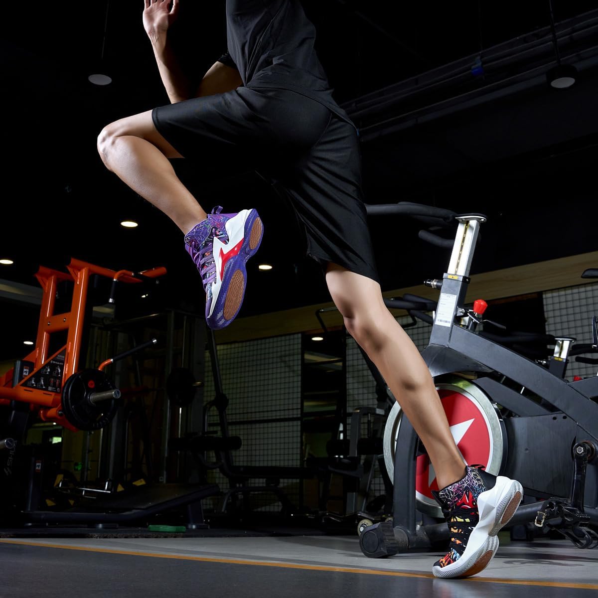 Zapatos de baloncesto para hombre y mujer, ultra ligeros, a la moda, antideslizantes, para Streetball Master, transpirables, para exteriores, zapatos acolchados para fitness